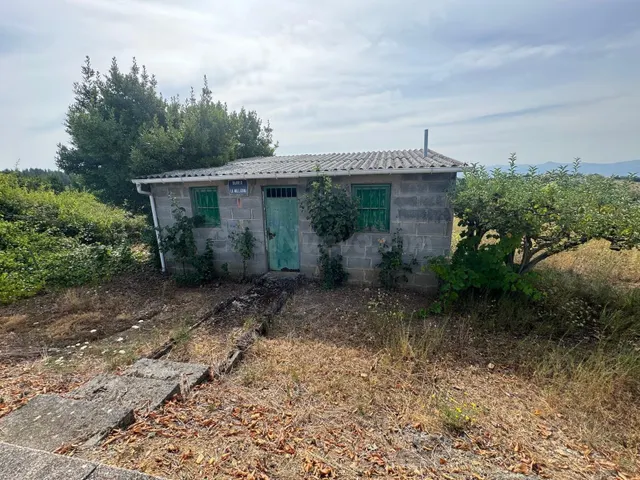 SE VENDE SOLAR EN LA MALLADINA DE CABAÑAS RARAS - foto 2