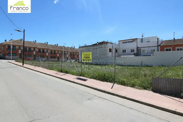 SOLAR URBANO DIRECTO¡¡¡ EN VENTA DETRAS DEL TEATRO VILLA DE  - foto 2