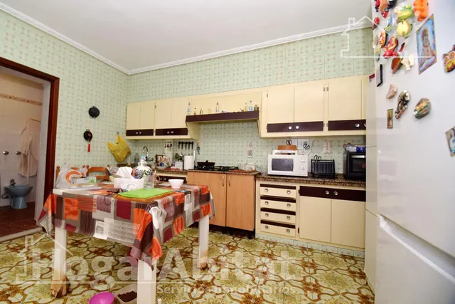 Gran casa con terraza y trastero — 7