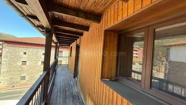 PISO EN VENTA EN RAMALES DE LA VICTORIA (CANTABRIA) - foto 4