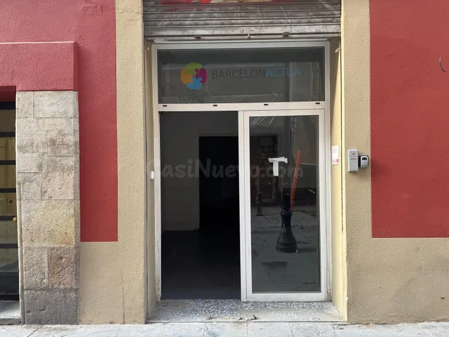 Dos Locales Comerciales - Carrer de l'Om — 4