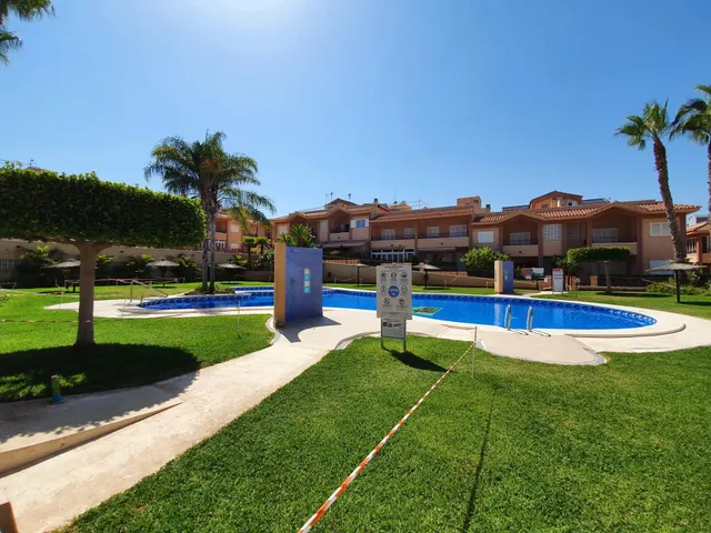 Beautiful 3-Bedroom Corner Bungalow with Private Garden and Rooftop Solarium – Novamar V, Gran Alacant — 36