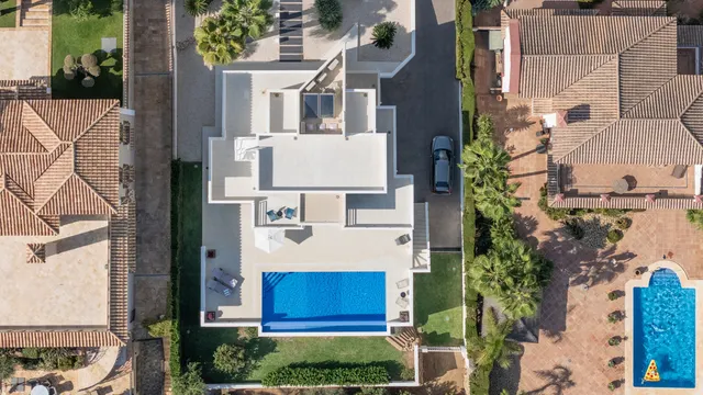 Chalet 4 habitaciones 405m² en venta - Riviera del sol — 34