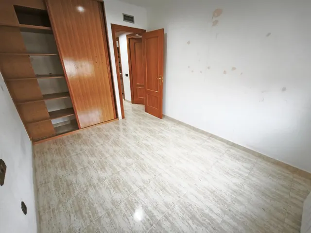 Casa adosada con terrazas y garaje en Benavent de Segrià — 21