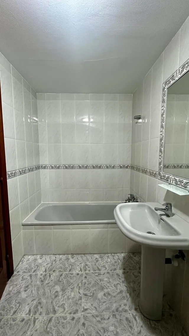 PISO DE DOS DORMITORIOS EN EL CENTRO DE CANGAS DE ONIS — 14