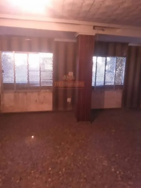 Edificio comunicado con casa  en Requena una oportunidad unica — 13