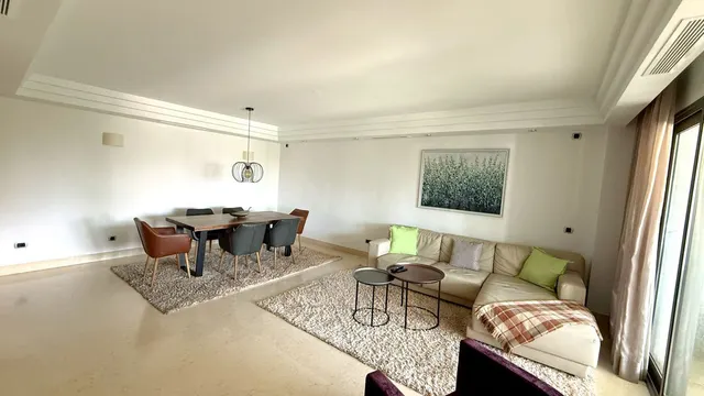 Apartamento 3 habitaciones 135m² en alquiler - Marbella - foto 2