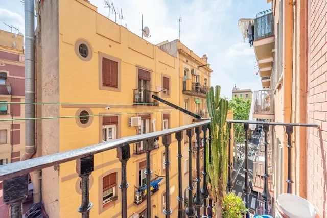 Piso 3 habitaciones 60m² en venta - La Barceloneta - foto 3