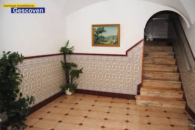 MUY CENTRICA VIVIENDA CON TERRAZA — 18