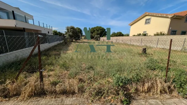 Terreno Urbano en Venta en Malpartida de Cáceres - Las Arena - foto 2