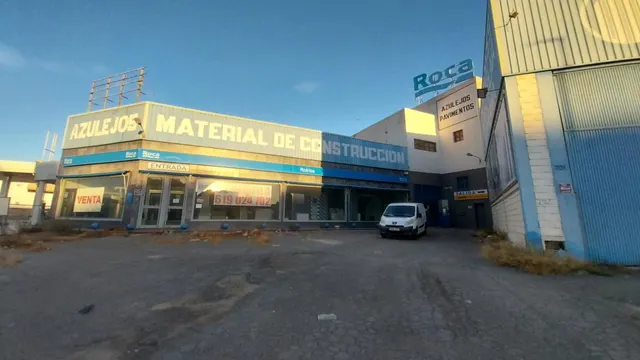 Alquiler complejo industrial ,logistico y comercial en Carreterra Sierra Alhamilla — 4