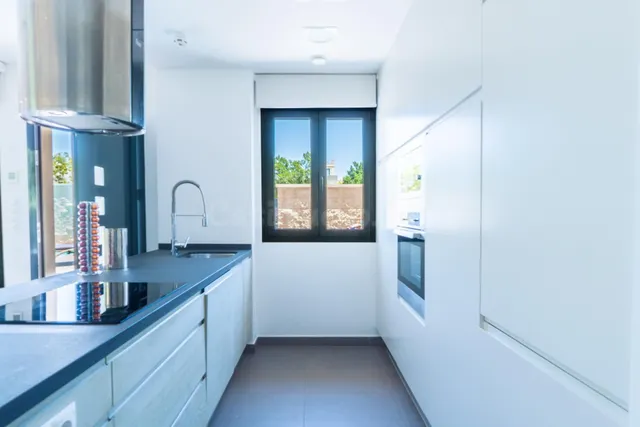 VILLA MODERNA CON PISCINA PRIVADA Y ESPECTACULAR SOLARIUM | CIUDAD QUESADA — 12