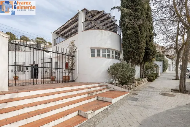 Casa única en Granada capital. — 40