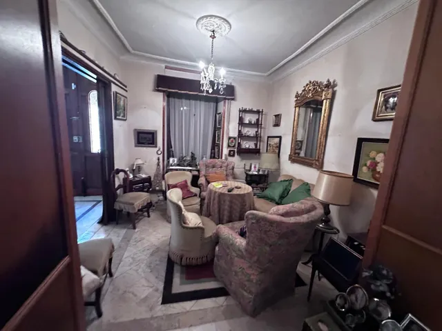 Oportunidad en Monóvar: amplia casa de 4 habitaciones y 2 baños — 4