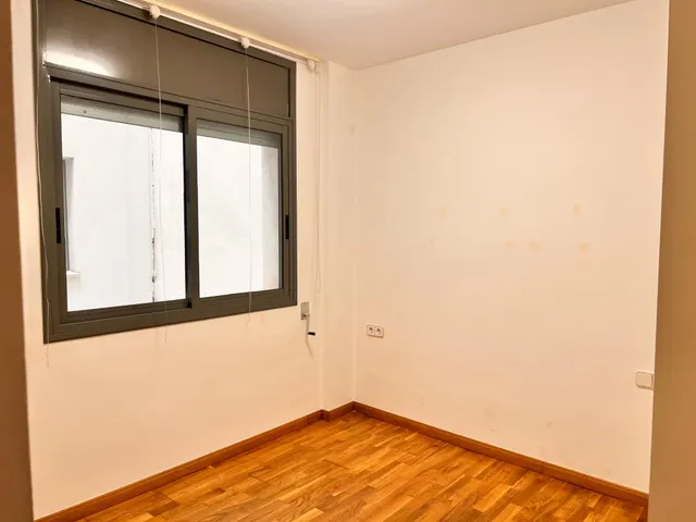 Piso de grandes dimensiones en la Riera de Mataró — 8