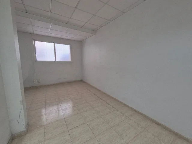 ALQUILER LOCAL COMERCIAL EN CALLE MAYOR DE LA UNIÓN — 5