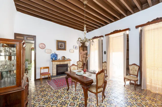 Espectacular e histórica casa señorial en el centro de Ugíjar — 40