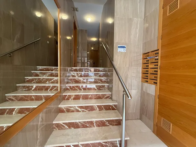 PISO CON GARAJE Y TRASTERO JUNTO A PLAZA LA VIÑA — 22