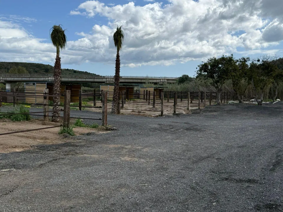 se vende Finca en entrerrios ( Mijas costa)