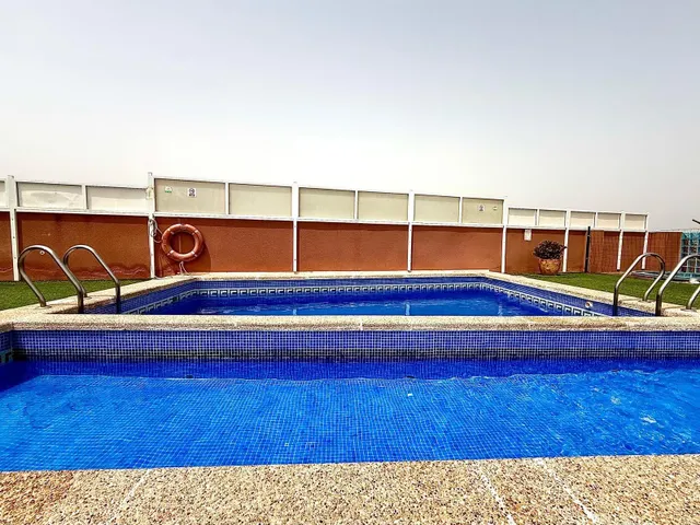 Apartamento de 2 dormitorios con plaza de aparcamiento y trastero. — 22
