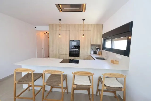 Villa moderna con piscina privada y vistas al golf en La Finca, Algorfa — 3