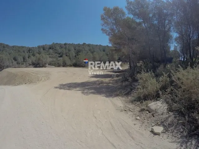 Terreno super bien ubicado con vistas al mar y Sitges en Levantina-Quint Mar-Montgavina — 5