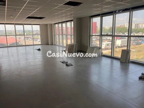 Oficina Ideal para Inversión o Despacho - unible a otras oficinas