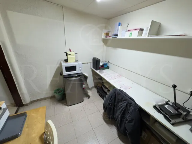 Local en Cornellà de Llobregat – actualmente en rentabilidad — 6