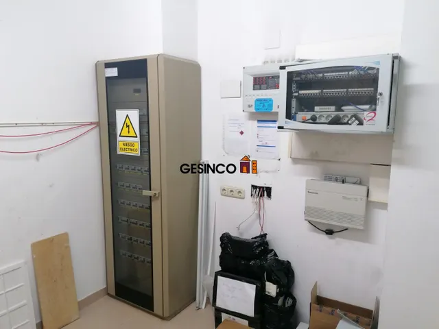 LOCAL COMERCIAL DE GRAN TAMAÑO EN ALQUILER EN ONTINYENT — 11