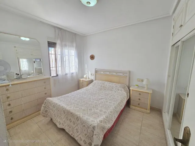 Bungalow en Planta Baja con Gran Jardín y Piscina en Torrevieja ☀️ — 7
