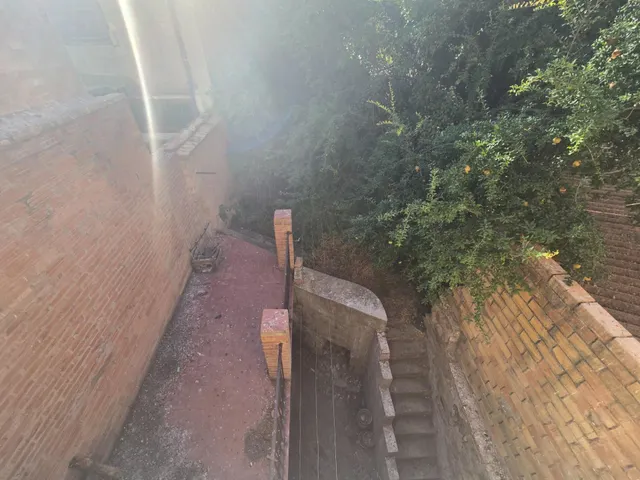 Oportunitat al centre de Tàrrega: Casa per reformar amb terrassa, pati i gran potencial — 13
