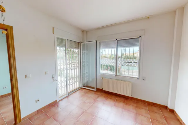 Chalet independiente en Urbanización Vall de Lliria — 14