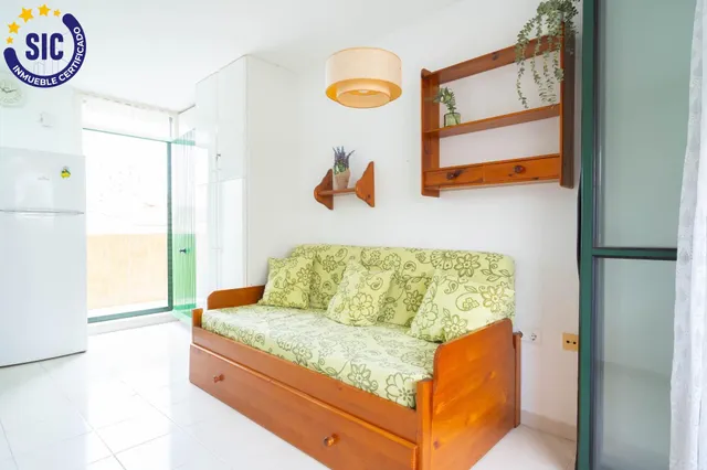 Coqueto apartamento lateral en primera línea en Playa Morro de Gos — 16
