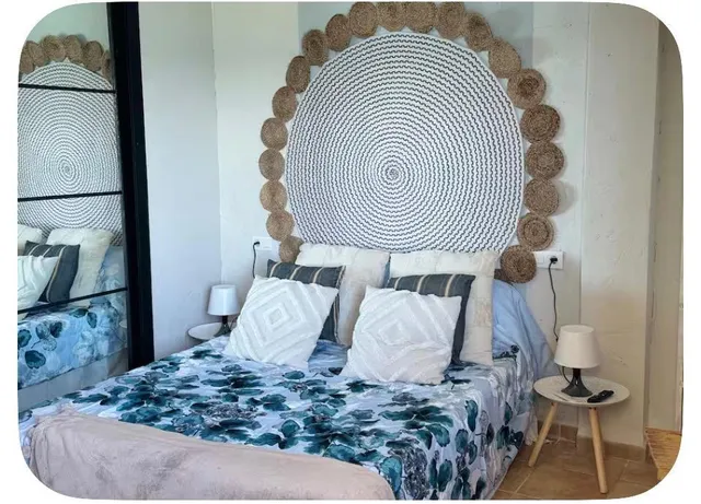 VIVIENDA EN PRIMERA LÍNEA DE PLAYA CON VISTAS AL MAR — 14
