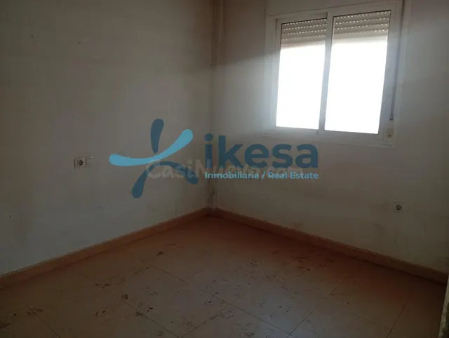 Oportunidad Única: Acogedor Piso de 2 habitaciones en Roquet - foto 4