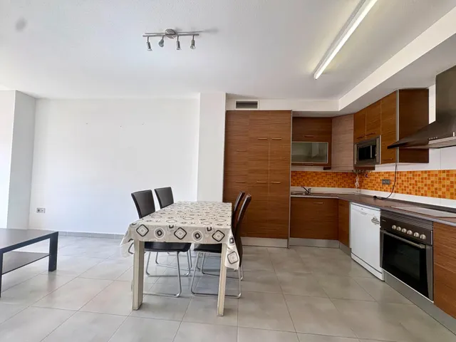 Apartamento de 1 dormitorio con garaje en Juan de Borbón — 9