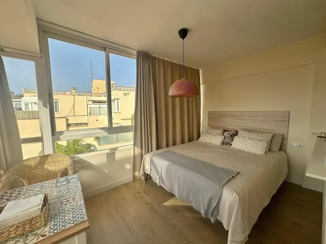 ESTUDIO REFORMADO EN ÚLTIMA PLANTA CON VISTAS AL MAR EN COSTA DE LA CALMA — 6
