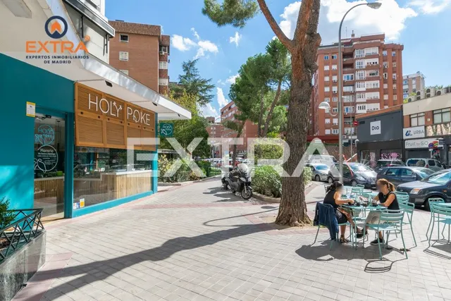 Plaza de Garaje con acceso directo desde ascensor en Avenida de Burgos. — 28