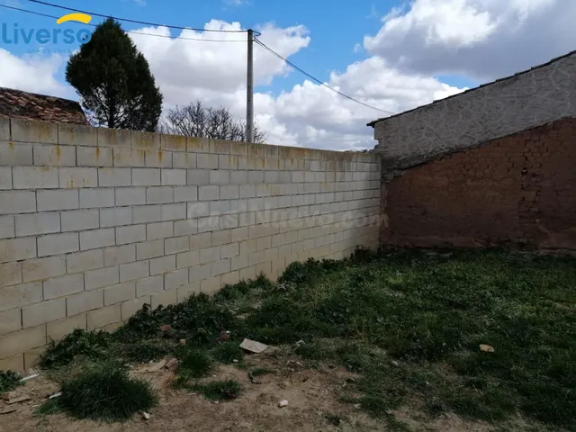 SOLAR DE 120 METROS CUADRADOS EN LA AGUILERA - foto 4