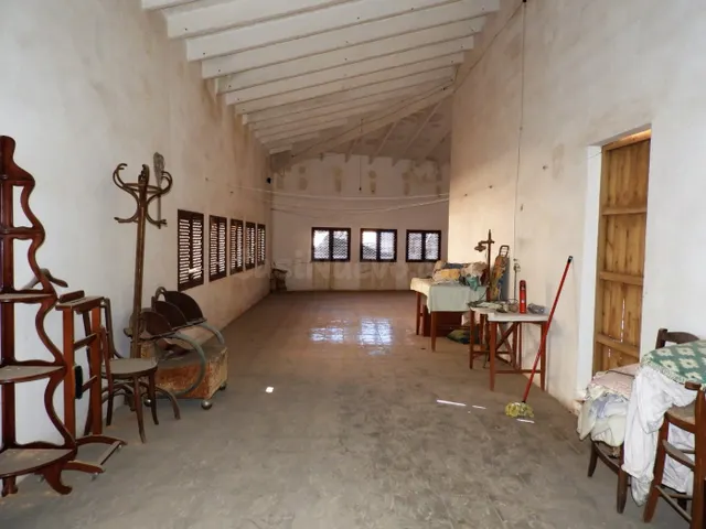 Casa señorial en el centro de Felanitx, local comercial y ga - foto 4