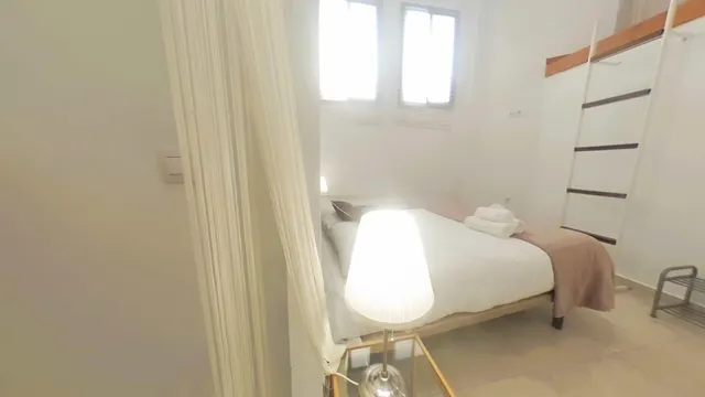 APARTAMENTO EN EXPLOTACIÓN TURÍSTICA — 32