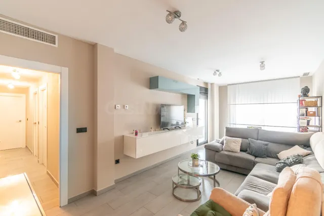 Exclusiva vivienda en Residencial Nevada — Urbanización de l - foto 2
