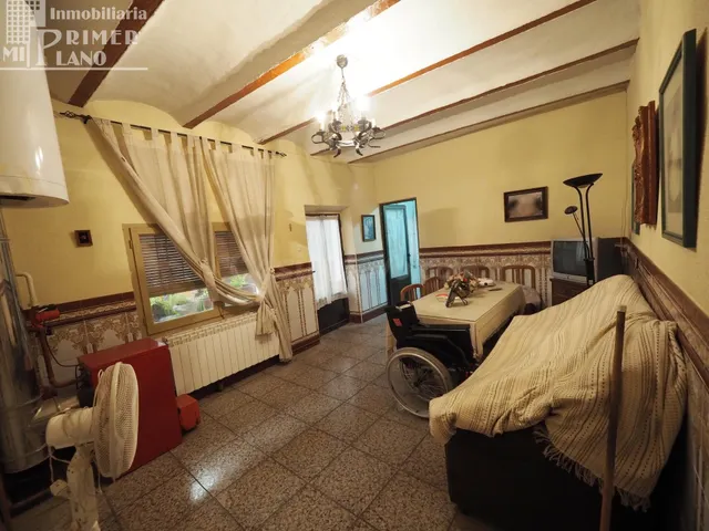 ¡Oportunidad única en Tomelloso! Casa en planta baja ideal p