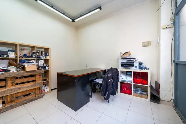VENTA LOCAL — 9