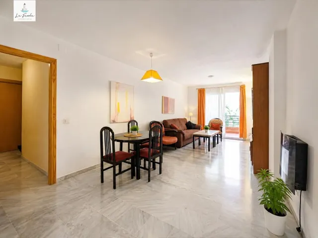 habitación EN RESIDENCIAL CON JARDINES EN TEATINOS (MALAGA) — 11