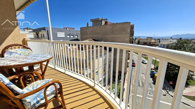Apartamento con vistas al mar situado en 3ª línea playa Mira - foto 2