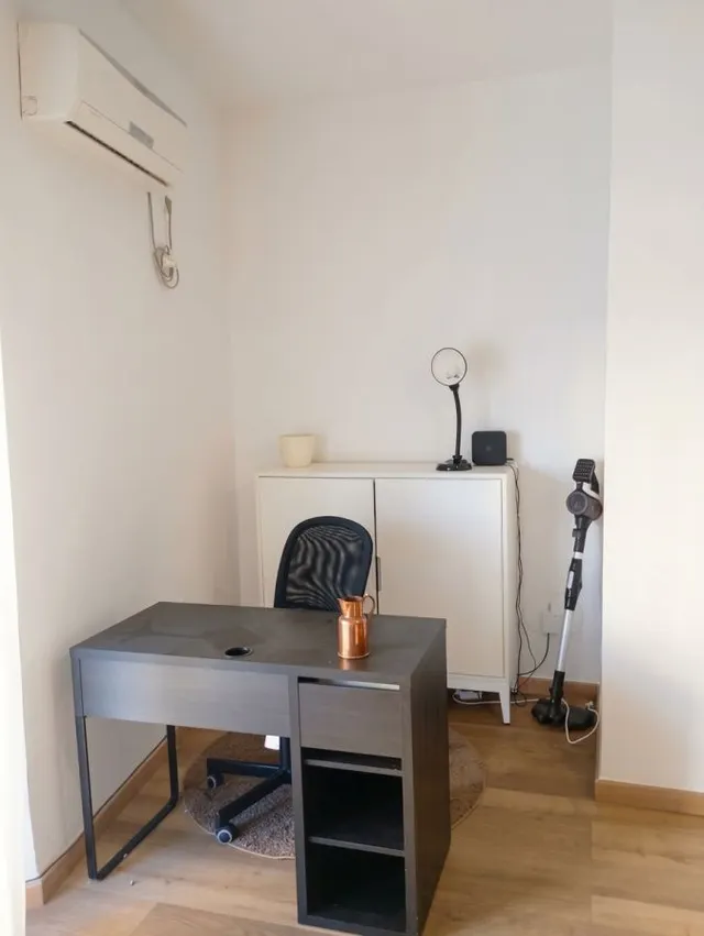 Piso reformado de 100 m2 con patio privado en Calle Barrio Nuevo — 13