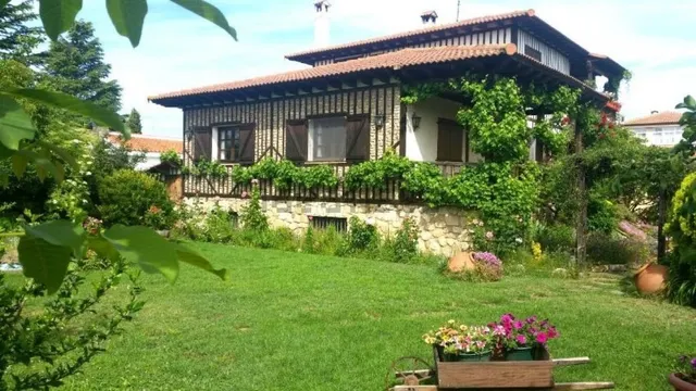 Urbis te ofrece un maravilloso chalet independiente en Villamayor, Salamanca. — 38