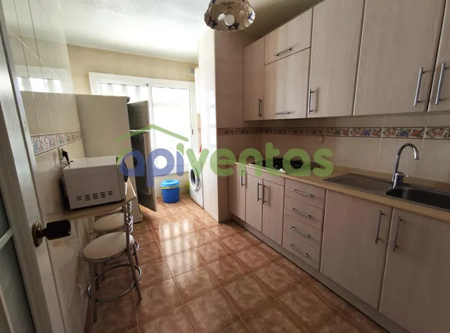 Apartamento en ALQUILER TEMPORAL en 1ª línea de playa, Águil - foto 3