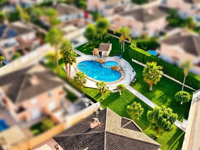 Exclusivo chalet pareado de esquina en la urbanización mira la costa – sierra helada, Benidorm — 24